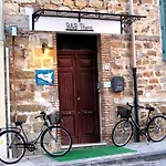 Couette-café Thea 3*